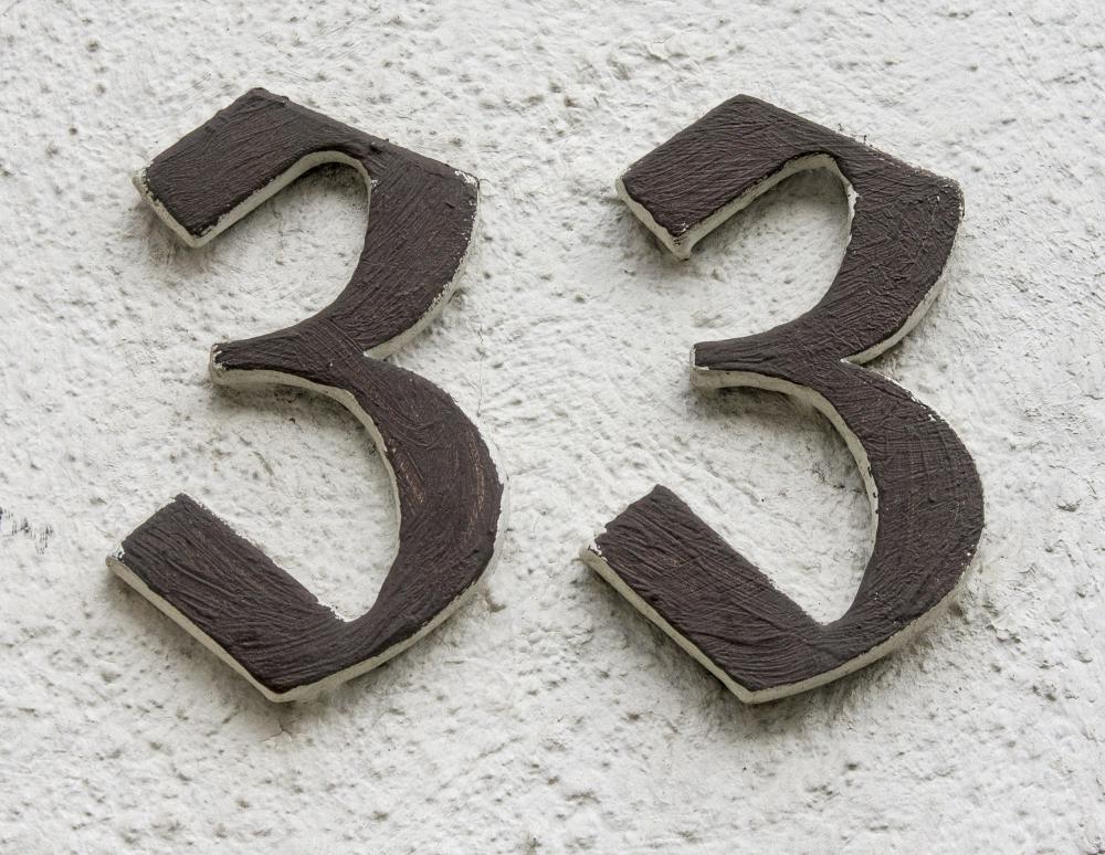 Arsenic has an atomic number of 33.