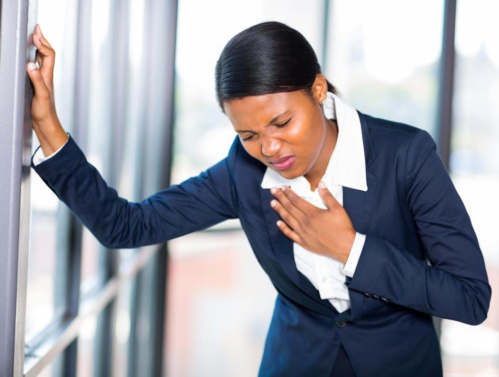 Side effects of edrophonium may include chest pain.