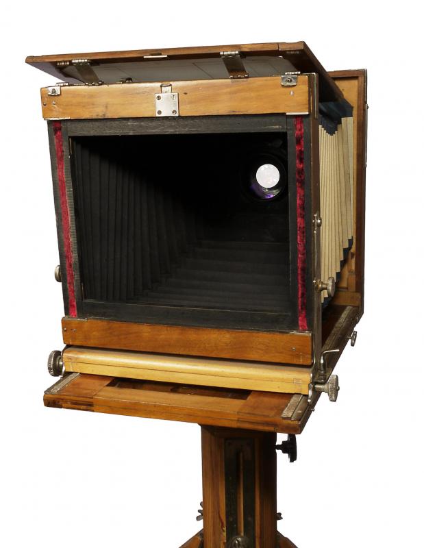 Antique wooden camera from the 19th century.