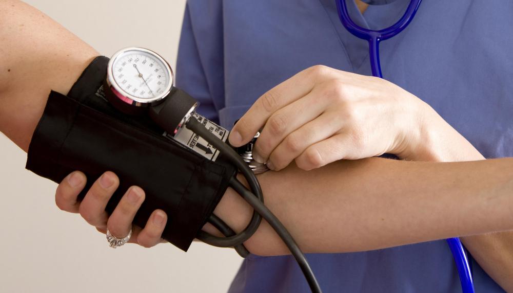 Breathlessness, tiredness and a rapid heartbeat can be symptoms of abnormally high pulmonary artery pressure.