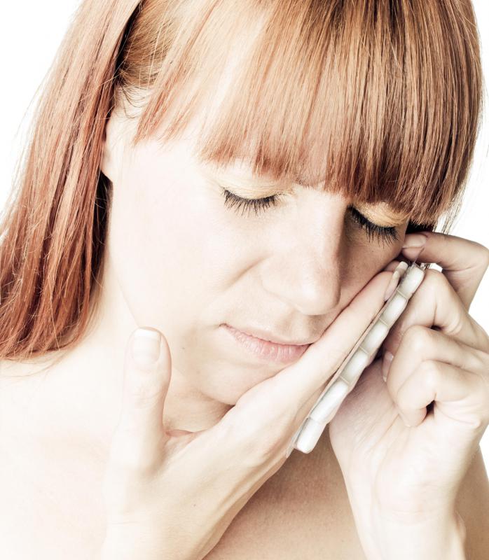Over-the-counter pain relievers may help treat jaw pain after a molar extraction.