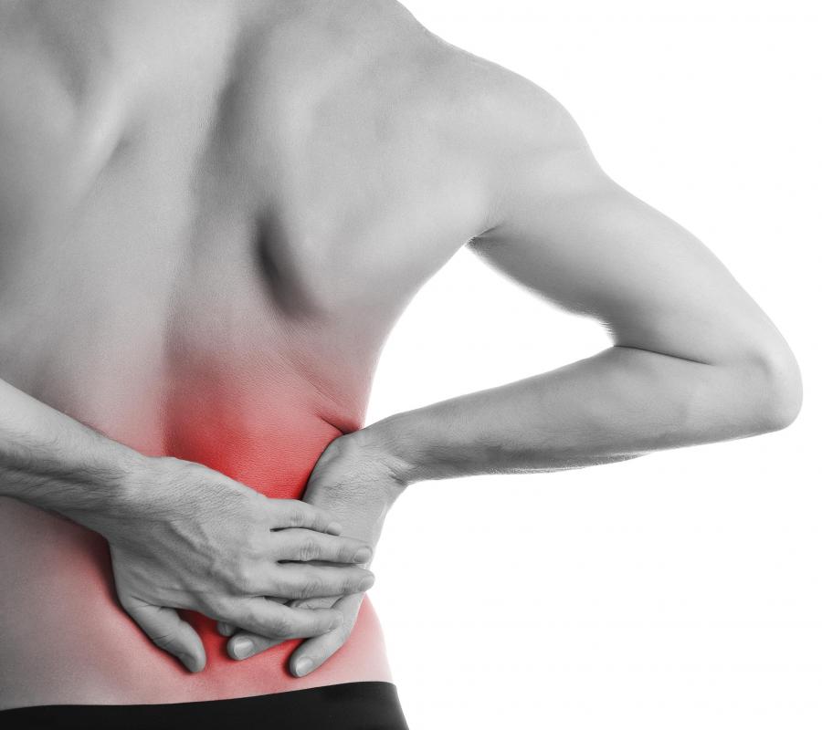 A mild to moderate thoracic disc herniation can cause pain that might be treated with rest at first.