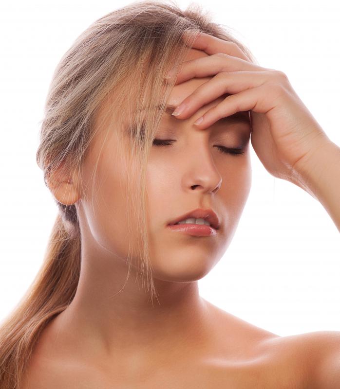 Symptoms of a lisinopril overdose may include dizziness and confusion.