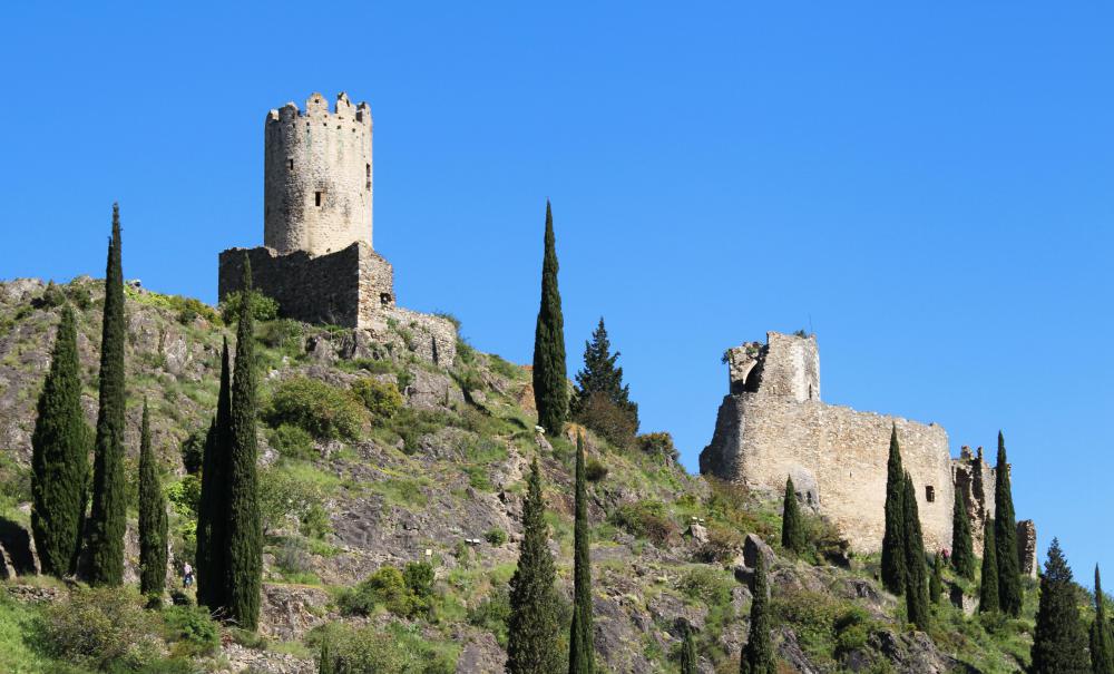 Guided treks may take visitors to the ruins of Medieval castles.