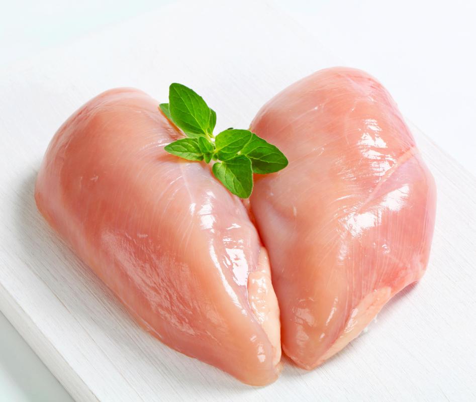 Eating lean proteins like white meat chicken helps the body to make new cells and create energy.