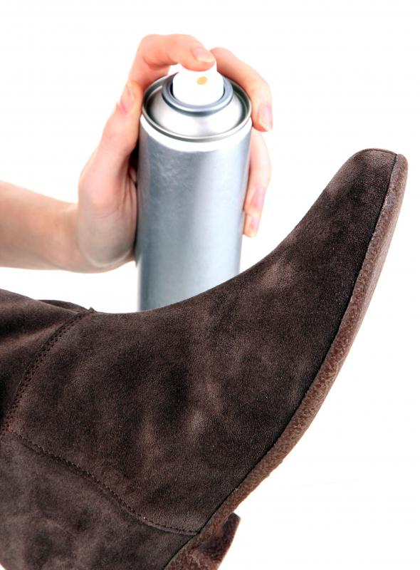 Special cleaning products can be applied to suede before using a brush.