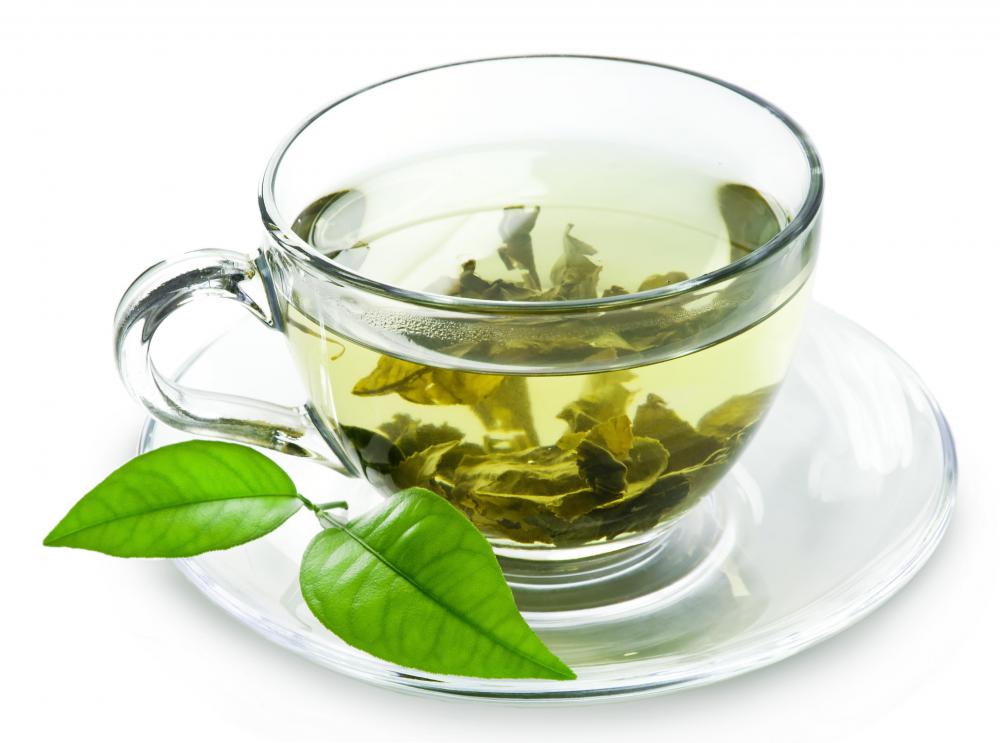 The BRATTY diet for diarrhea includes green tea.