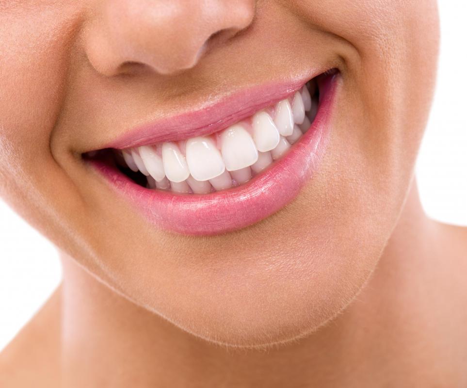 Viral hives may develop inside a person's mouth.