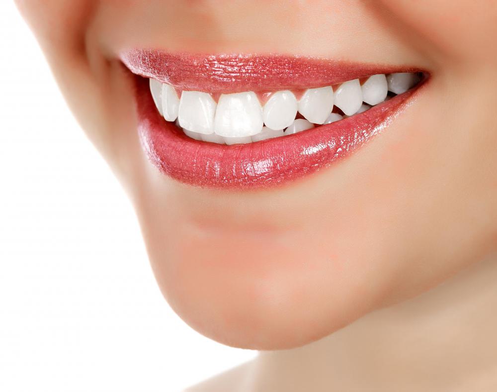 Gloss lipsticks are generally worn by adolescents and young women.