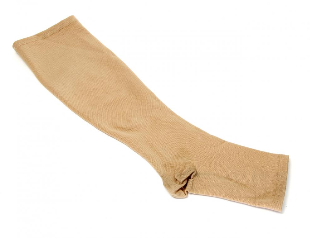 Compression bandages may help limit the development of a suture granuloma.