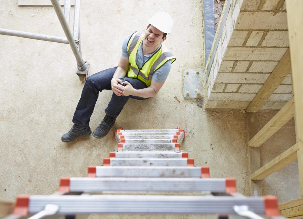 Occupational health policies are designed to protect workers from hazardous work environments by ensuring clean work areas, the use of protective equipment and proper training.