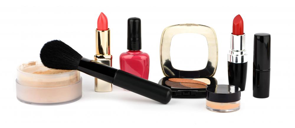 Methylchloroisothiazolinone has preservative properties and may be used in cosmetics.