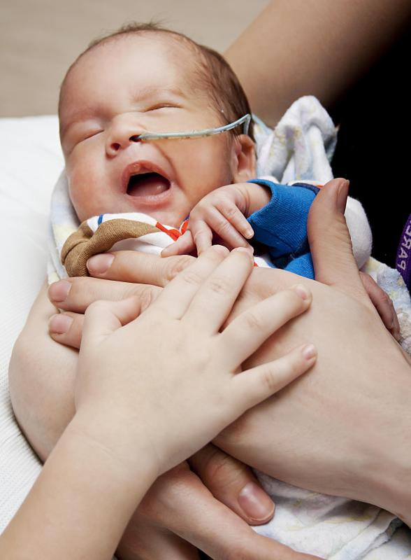 Precipitous labor may cause fetal distress.