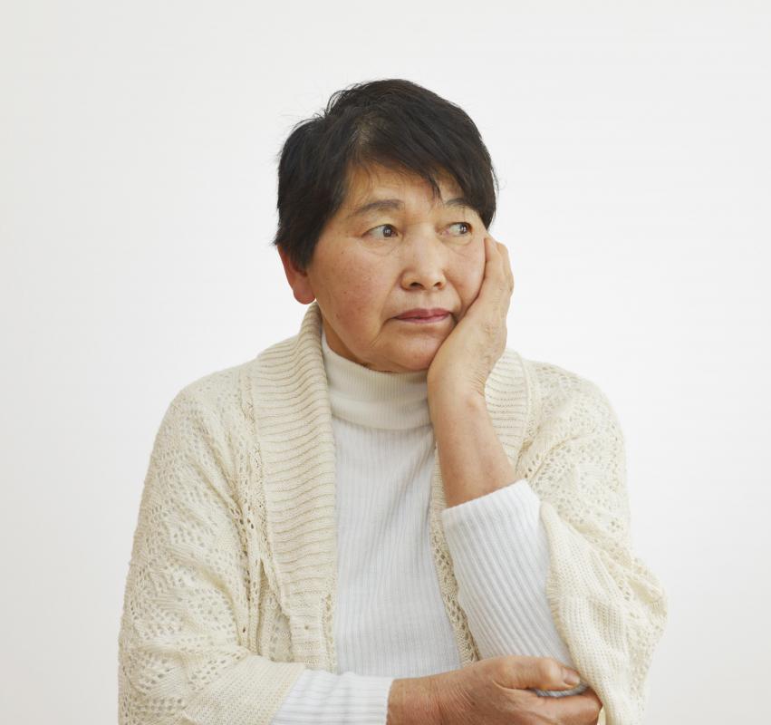 Passing worries about one's health does not indicate hypochondria.