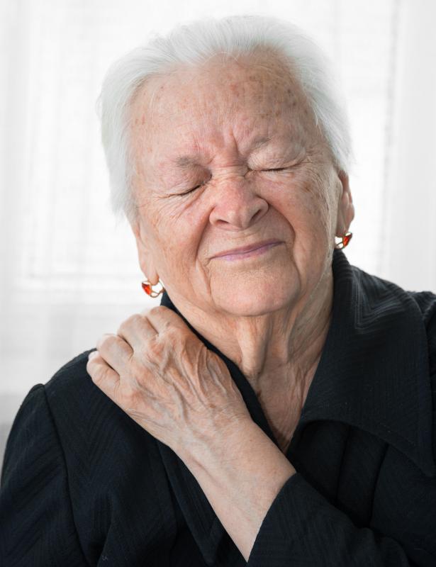 Costochondritis may cause shoulder pain.