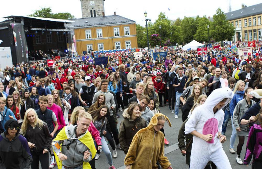 Guerilla marketing strategies may include shock tactics like flash mobs.
