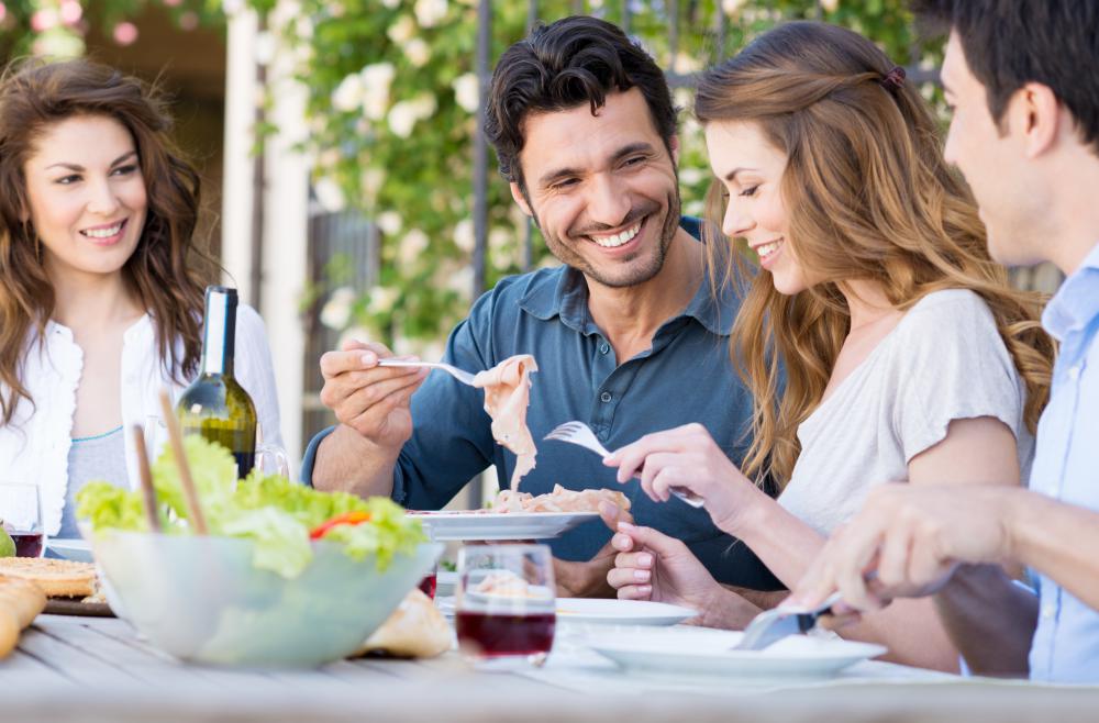 A feeling of being full very quickly after eating may be a symptom of a stomach nodule.