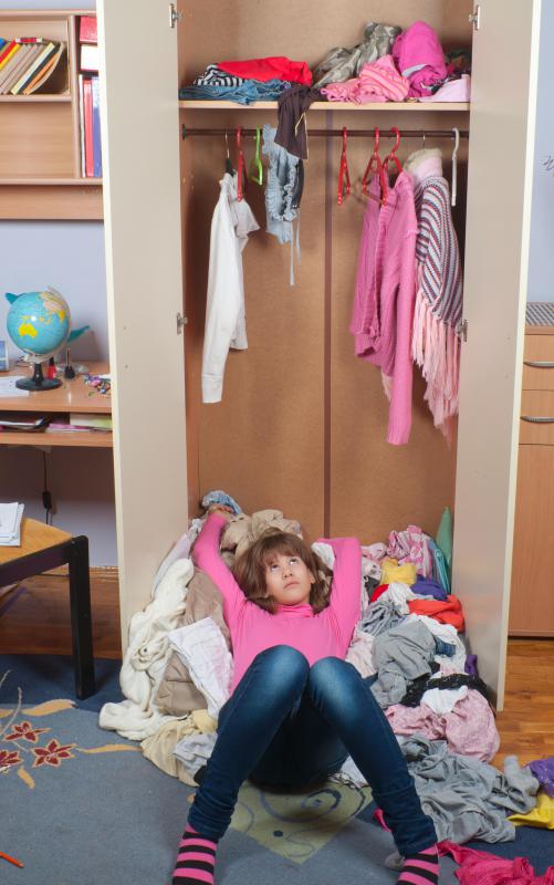 Getting rid of superfluous possessions is helpful when preparing to move.