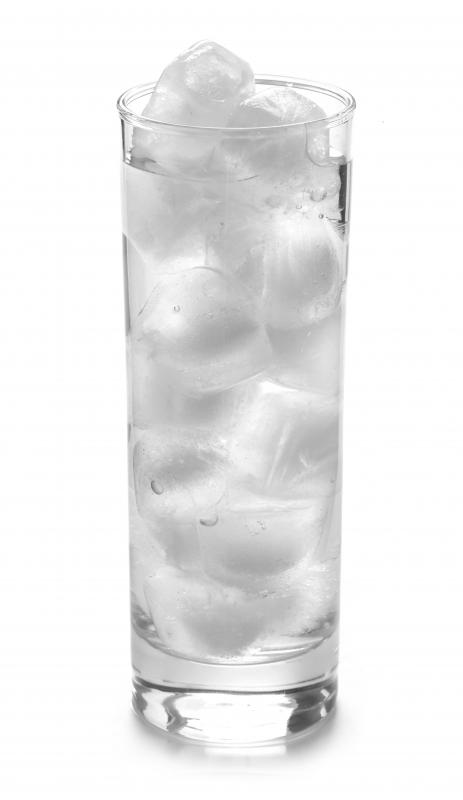 It is important for pregnant women to drink water when flying to prevent dehydration.