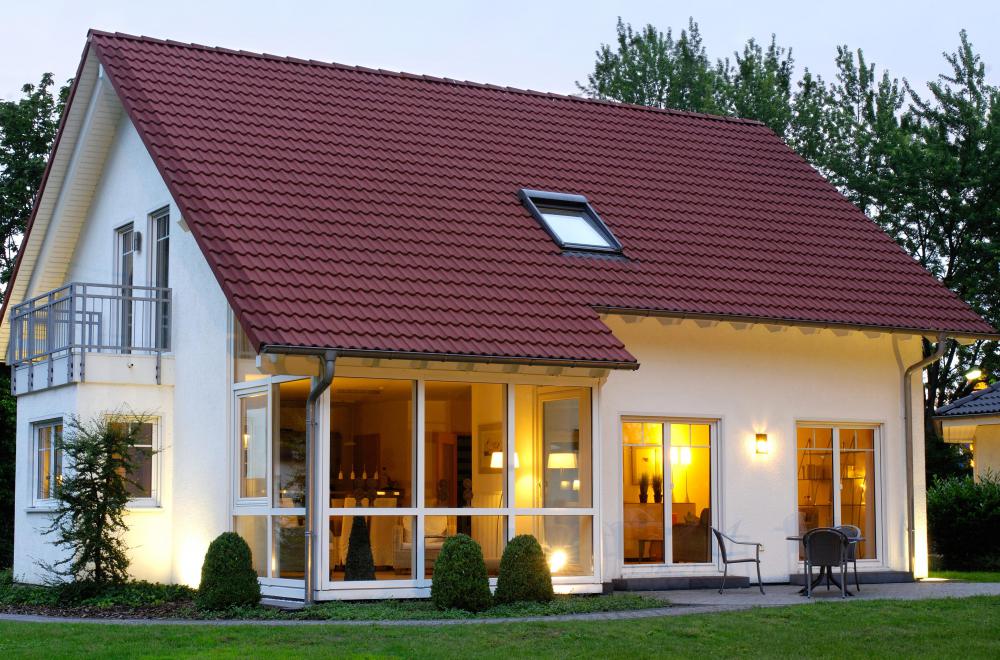 Interest should be taken into account when deciding the length of a mortgage.