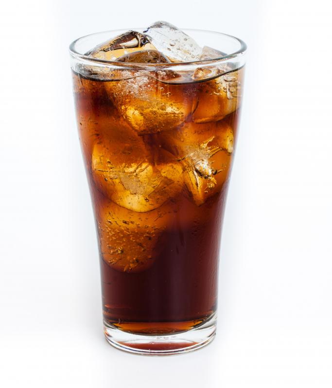 Carbonated beverages should be avoided on a Barrett's esophagus diet.