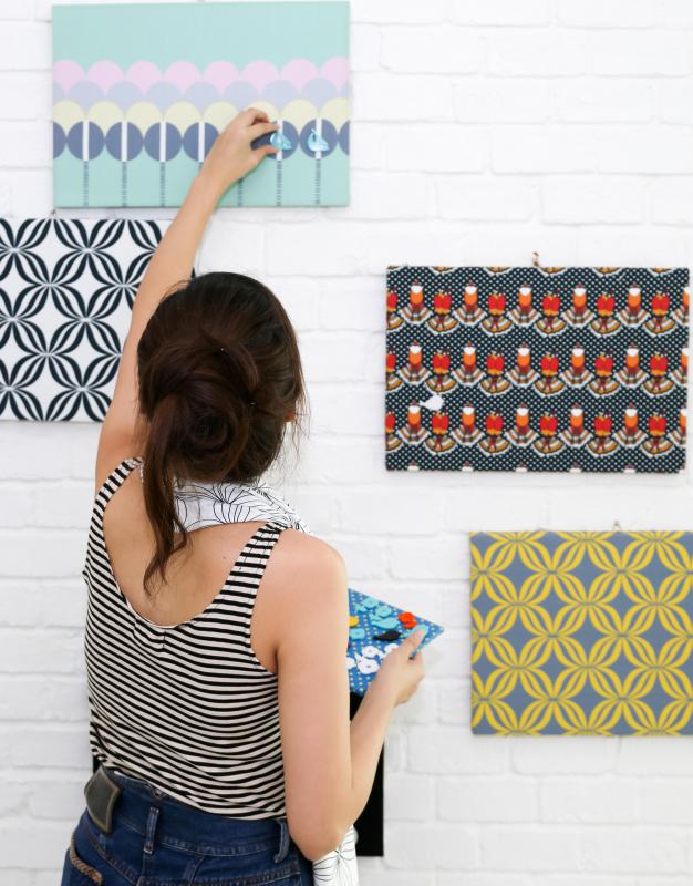 A color wheel is a handy tool for interior decorators.