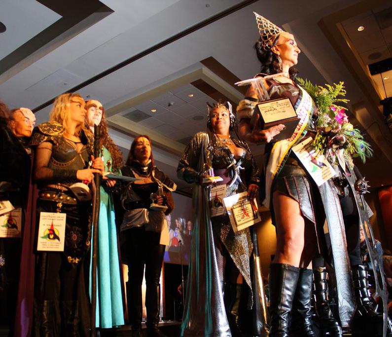Many people are attracted to the events, such as Klingon beauty pageants, that are held by Trekkie clubs.