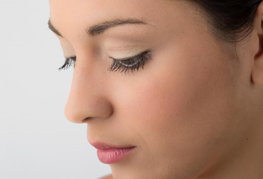 The superior oblique makes it possible to look downward, toward the mouth.