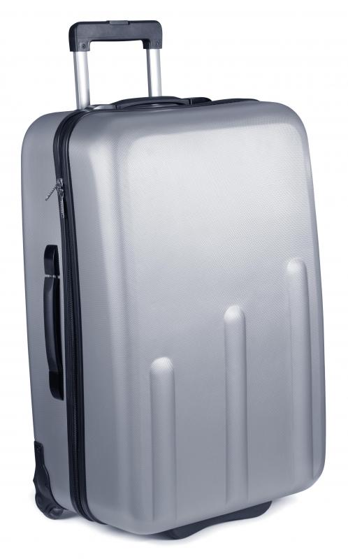 Luggage can still be locked within certain guidelines.