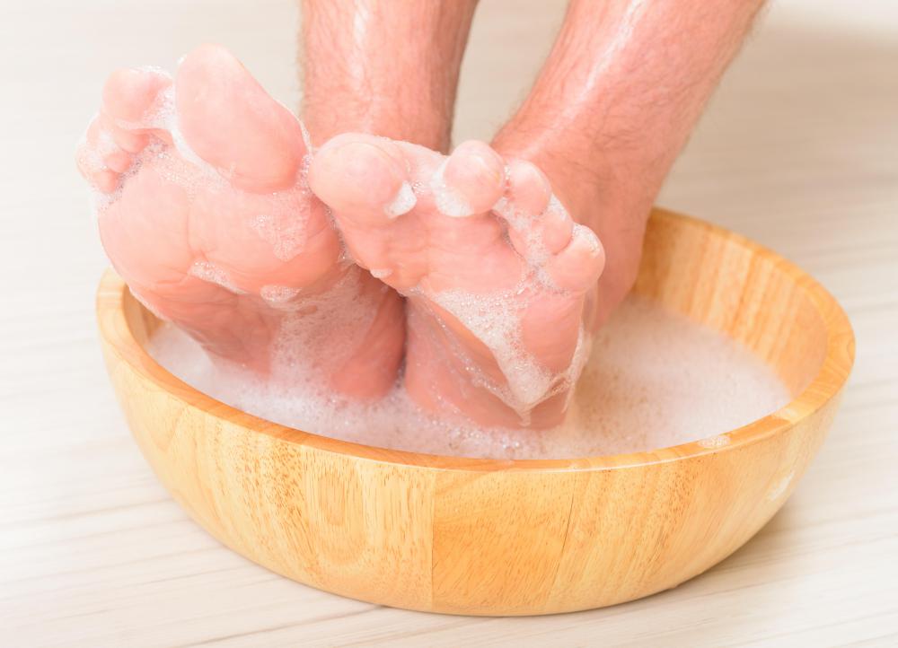 A person who is experiencing pain in the big toe should consult a podiatrist or orthopedist.