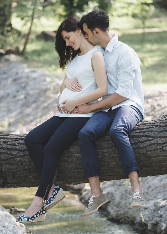 Intercostal nerve syndrome may develop as a result of pregnancy-related body changes.