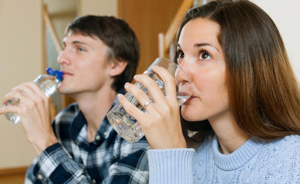 Patients could be directed to drink fluids and exercise hygiene precautions throughout the course of the infection.