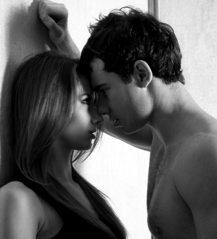 Using attractive models with themes of desire is a common marketing strategy that is based on consumer behavior.