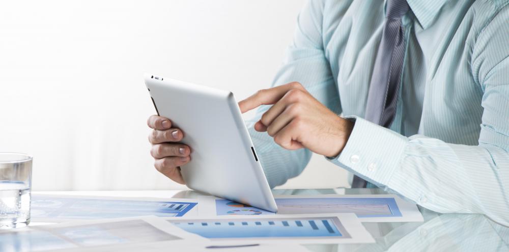 The use of logistics analysis helps a company to decide where to locate facilities for the transportation of goods.