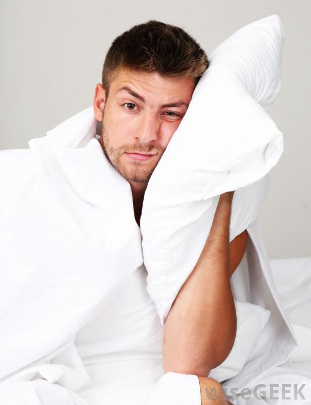 Symptoms of peritoneal carcinomatosis may include extreme fatigue.