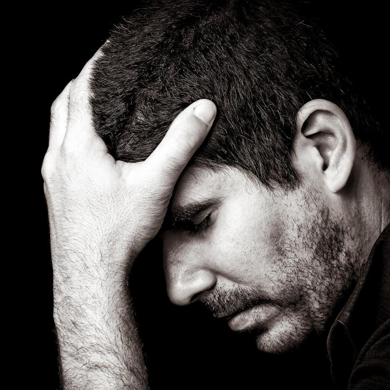 A headache is a symptom of arsenic poisoning.