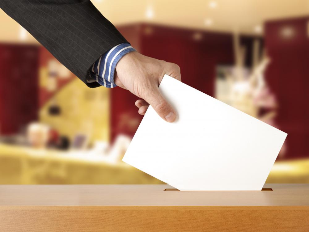 The top 25 teams are ranked by voters' ballots.