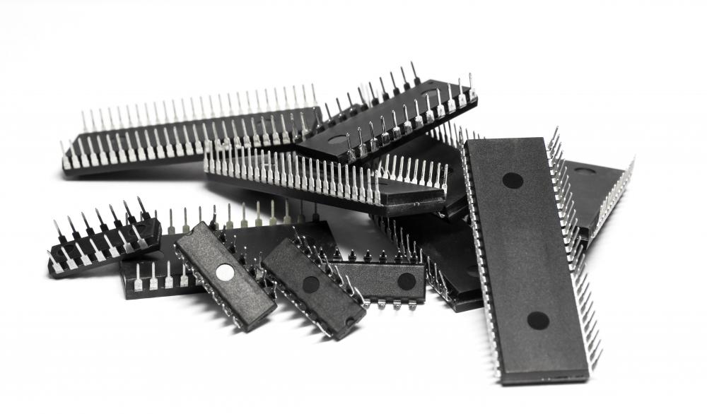 MOSFET circuits are used in 99% of microchips.