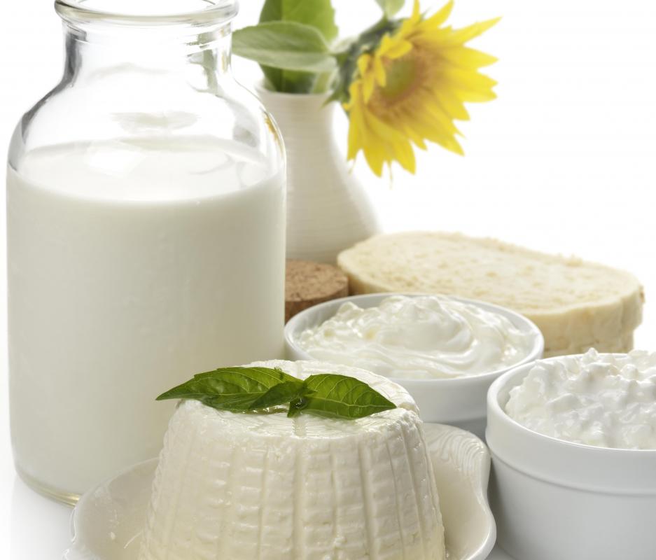 Dairy products contain niacin.