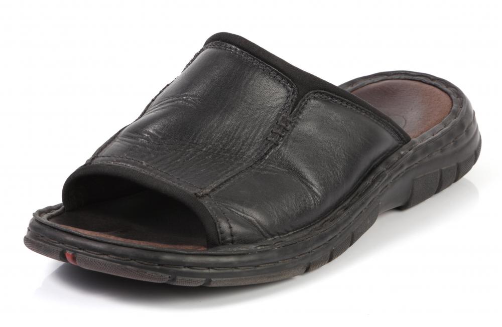 Wearing open-toed footwear may help prevent ingrown toenails.