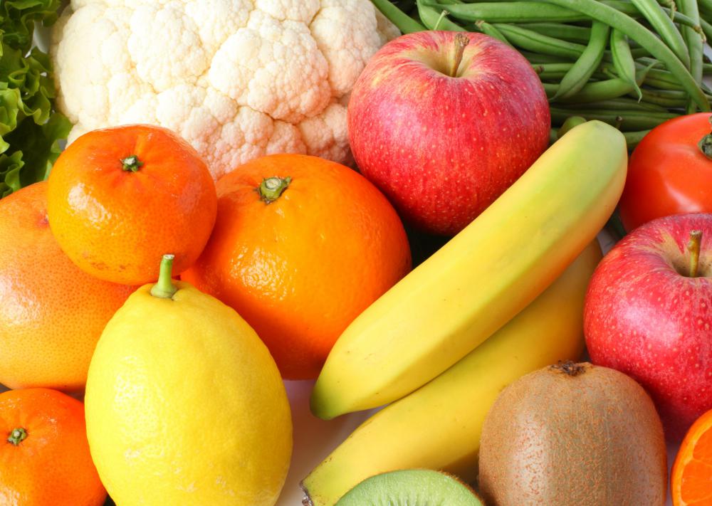Changing one's diet may help treat both constipation and colitis.