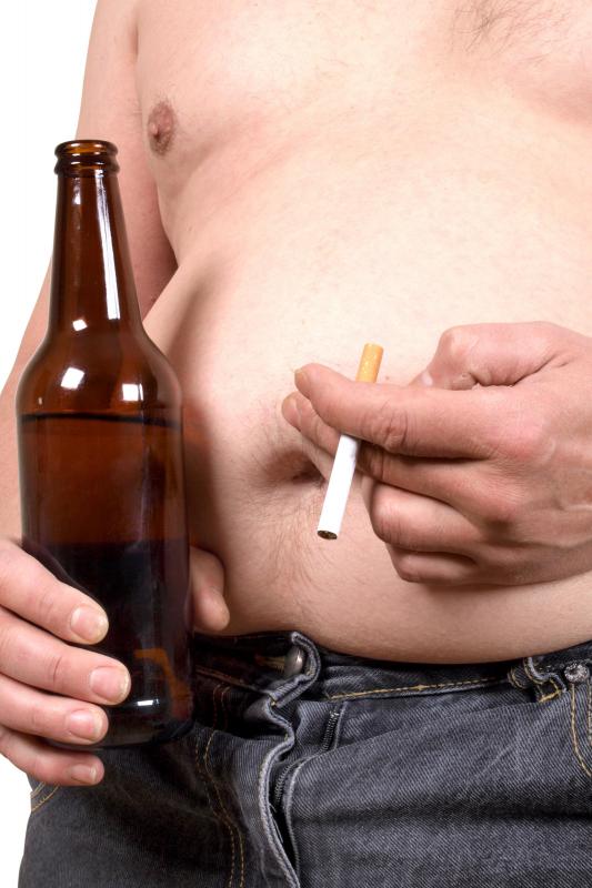 Alcohol consumption may cause sagging skin.