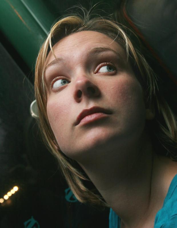 Withdrawal symptoms of mirtazapine may include paranoia.