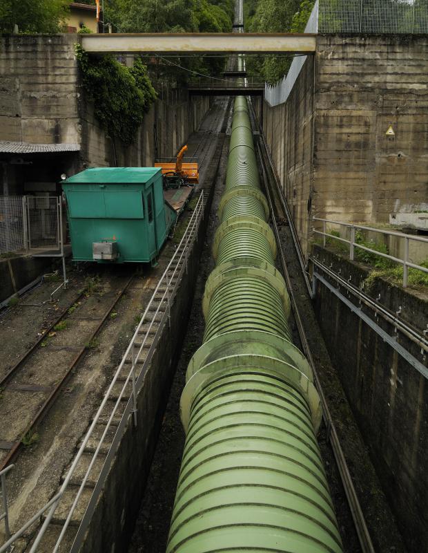 Penstocks are sometimes used to control outflows of waste or other liquids at sewage treatment plants and systems.
