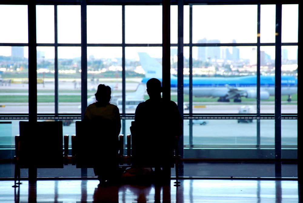People conveyors make it easier for passengers to move between terminals.