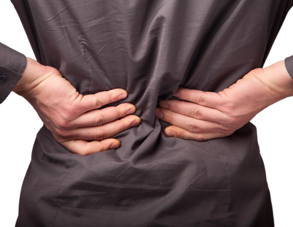 Patients suffering from thoracic spondylosis may experience mid or upper back pain.