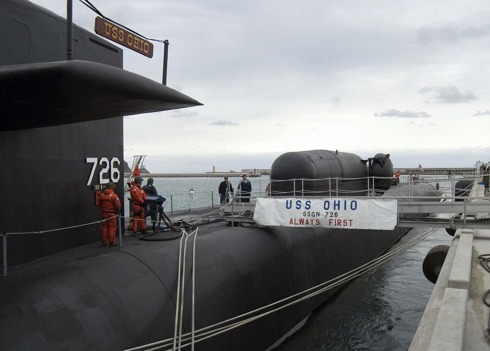 Many Ohio and related submarine classes have been retrofitted to carry emergency escape submersibles.