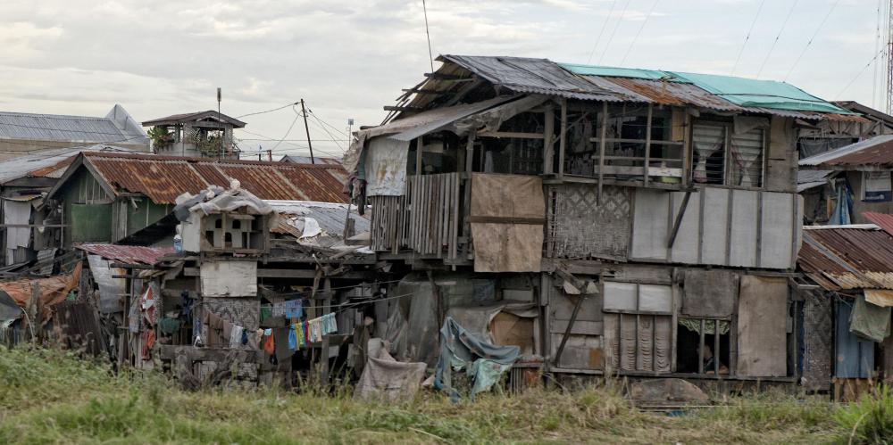 Poverty is a common theme in urban poetry.