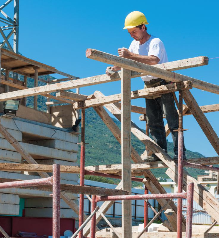 Choosing a type of scaffolding business, such as home scaffolding, is one step in entering the field.