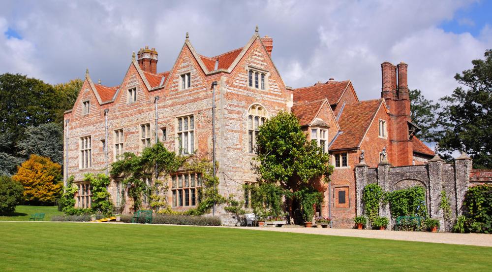 In modern times, any large, expensive home may be considered a manor house.